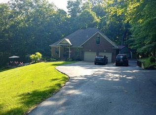 6088 S Yankeetown Rd, Boonville, IN 47601