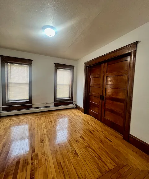 23 Essex St #2L — Photo 6