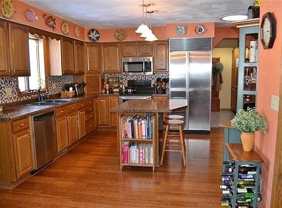 5th image of 13328 W Forest Hollow Ln