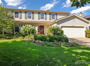 1762 Cedar Glen Dr, Libertyville, IL 60048