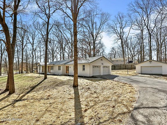 2nd image of 128 Park Ln