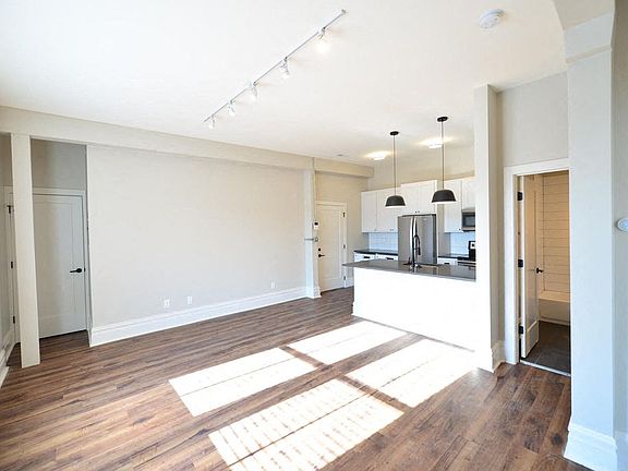 Kitchen & Living Space