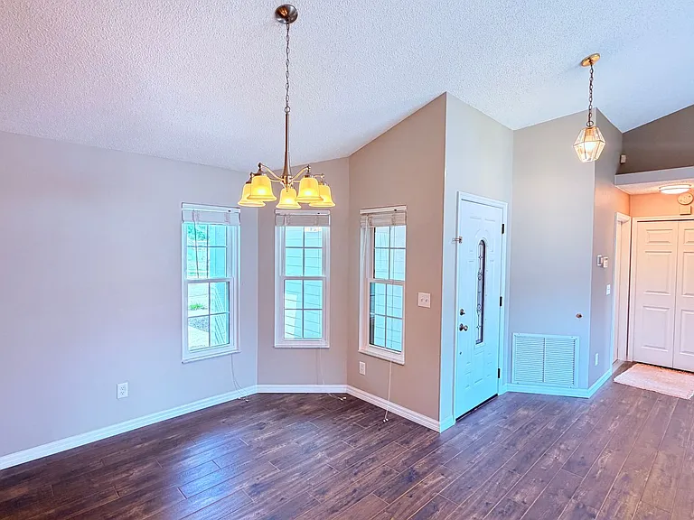 2850 Bolton Bnd — Photo 4