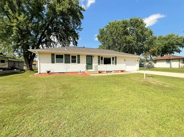 4825 19th St SE, Rochester, MN 55904