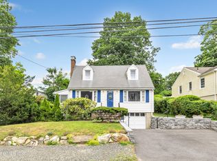 7 Hoover Rd, Riverside, CT 06878