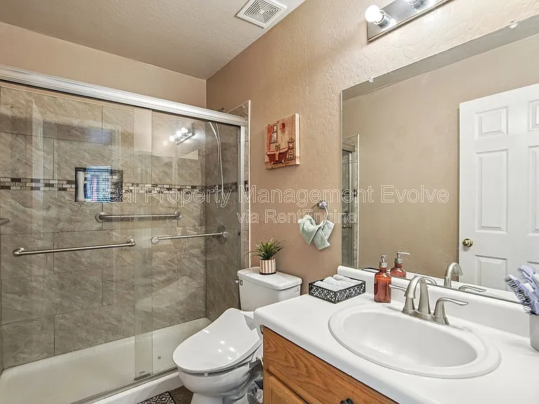 12571 W Mauna Loa Ln — Photo 13