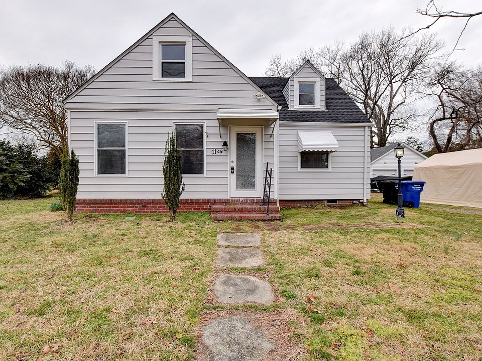 1st image of 11 Roberts Ct W