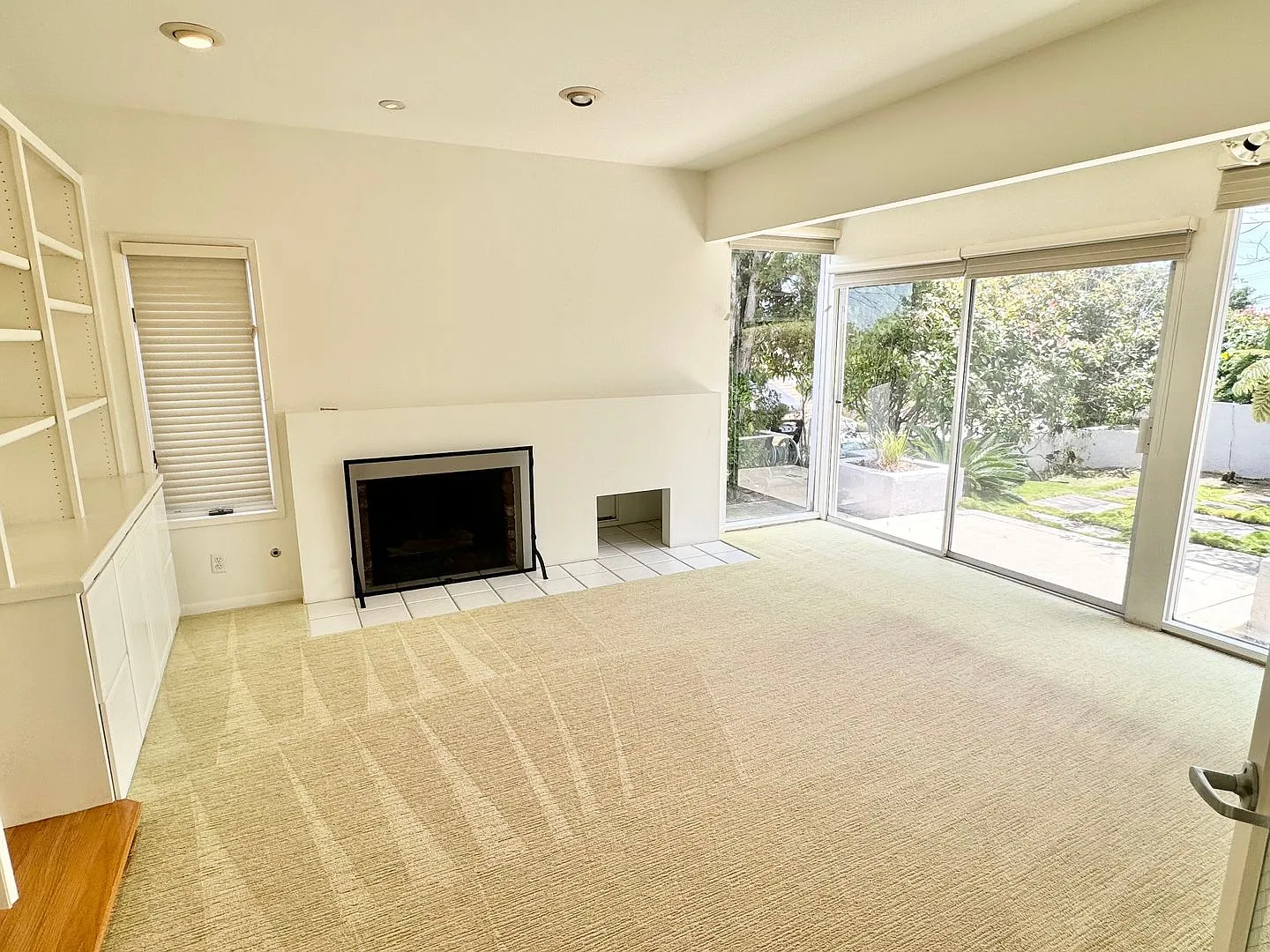 Stunning Views in highly desirable West Torrance — Photo 4
