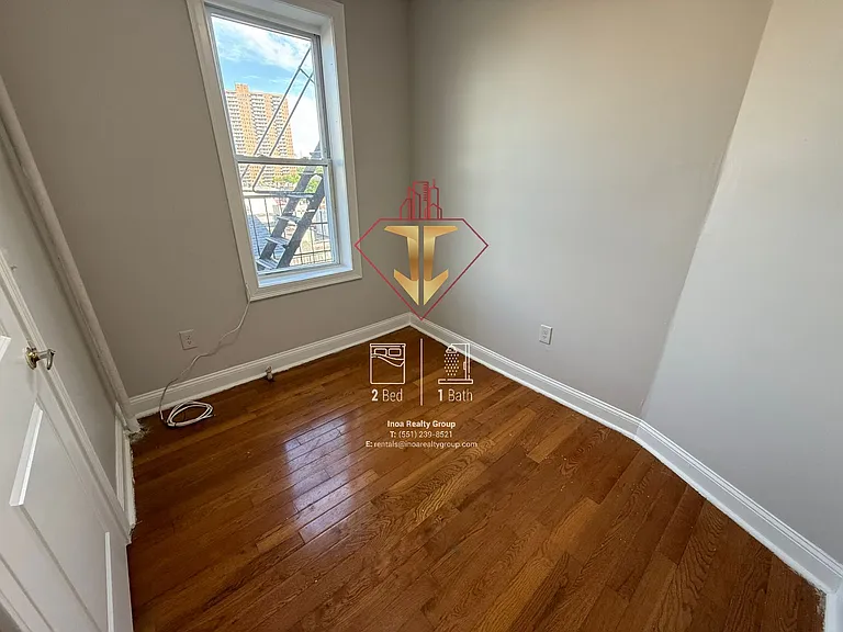 5712 Hudson Ave #A10 — Photo 11