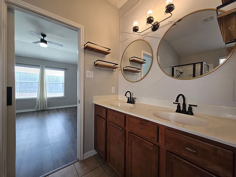 2609 Red Fern Dr — Photo 17