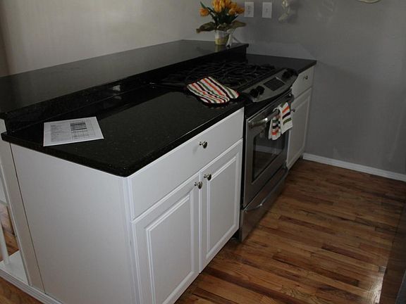 5th image of 2321 W Belmont Ave APT 2F