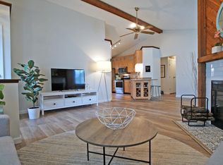 4178 Berry Ridge Ln, Columbus, OH 43230