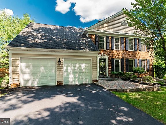 2nd image of 20409 Ryecroft Ct