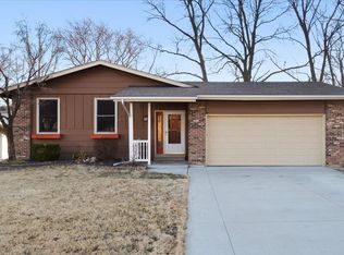 3212 Yale Blvd, Saint Charles, MO 63301