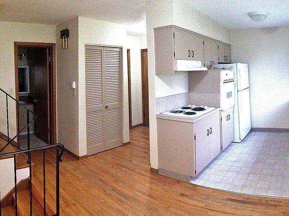 Spacious, open floor plan with reverse living