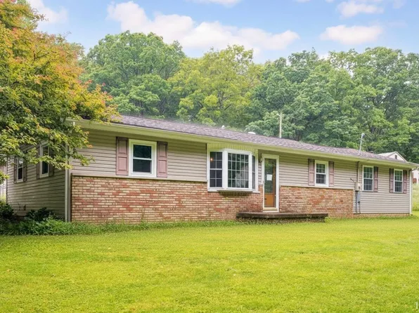 3841 Old Farm Rd, Springville, IN 47462