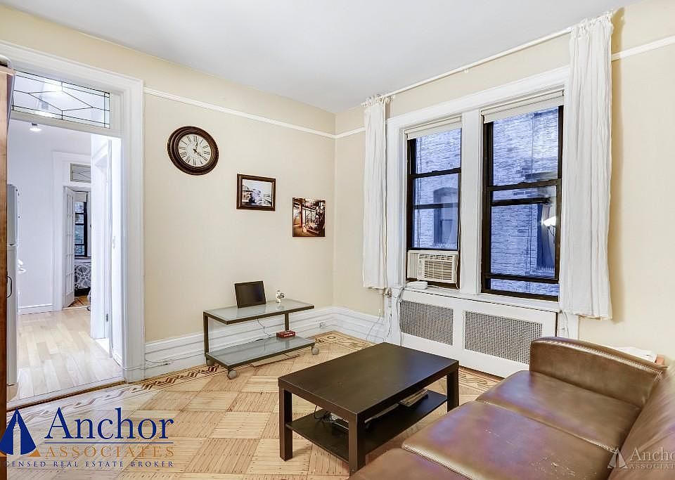1st image of 145 W 12th St #3