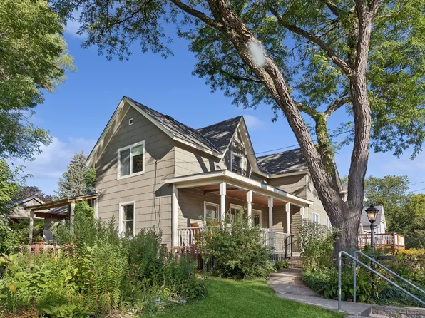 301 Linden St N, Northfield, MN 55057