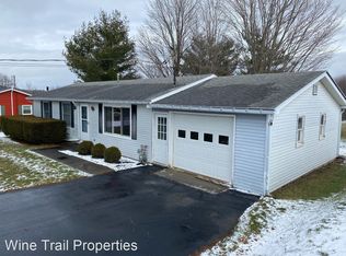 26 Franklin St, Dundee, NY 14837