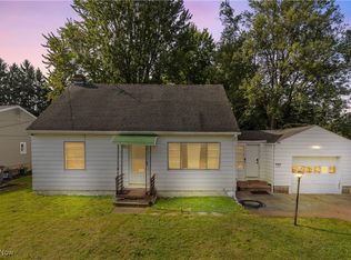 2044 Bigelow St, Akron, OH 44314