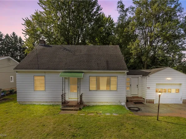 2044 Bigelow St, Akron, OH 44314