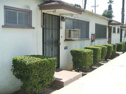 2nd image of 3300 Prospect Ave APT D