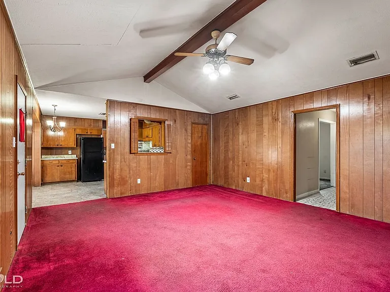 2935 Salem Dr — Photo 8