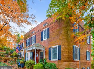 2812 S Columbus St, Arlington, VA 22206