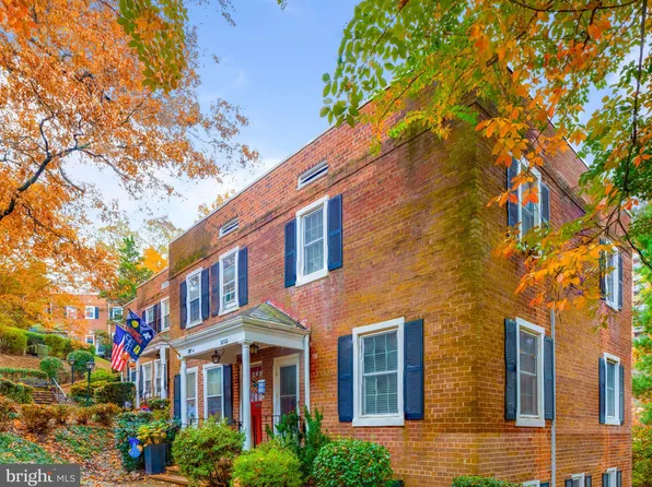 2812 S Columbus St, Arlington, VA 22206