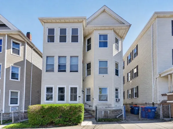 128 Mott St, New Bedford, MA 02744