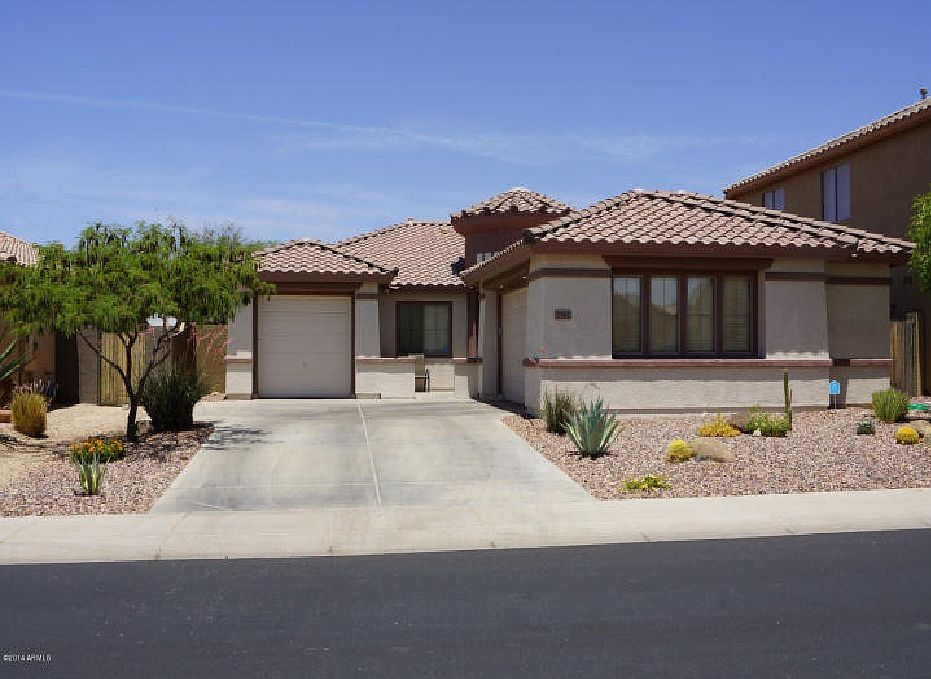 1st image of 2562 W Morse Dr