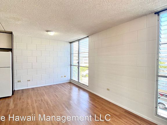 4th image of 2845 Waialae Ave APT 411
