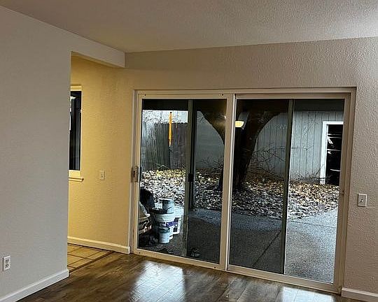 4th image of 2600 S Whitney Blvd
