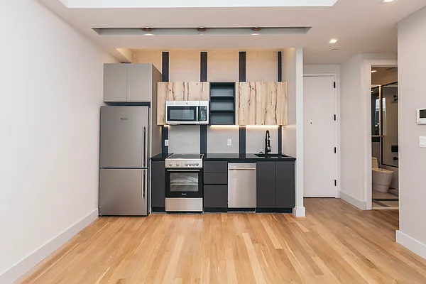 Rented by Nooklyn NYC LLC | media 1