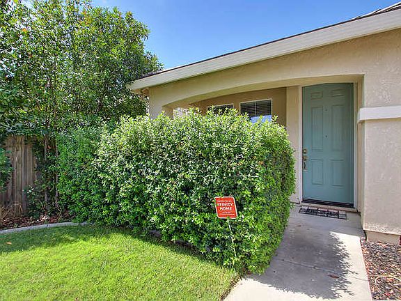 3rd image of 9670 Iris Meadow Way