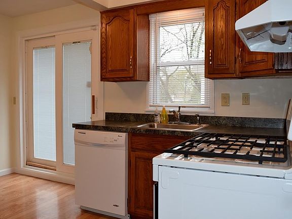 4th image of 13613 Oak Park Blvd