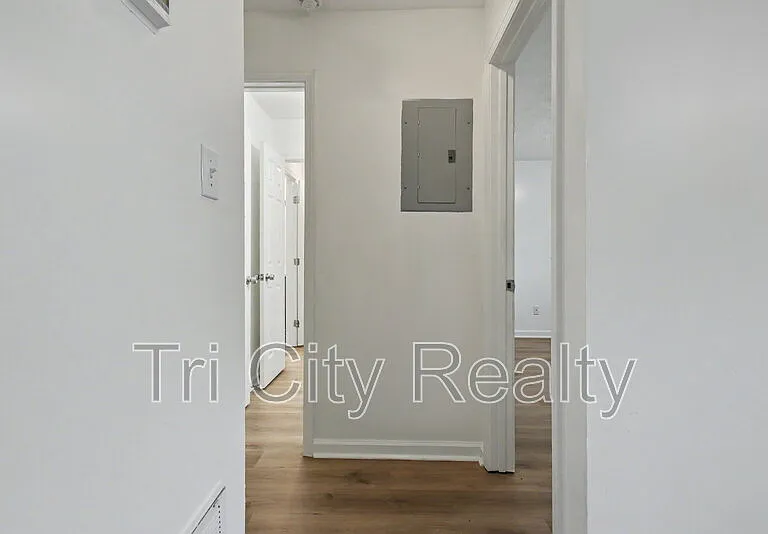 150 Chase Ct — Photo 22