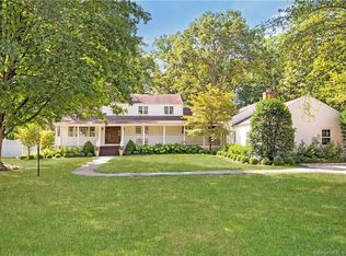 50 Holly Ln, Darien, CT 06820