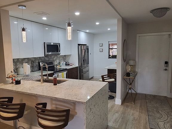 2nd image of 3509 Estepona Ave #1-23