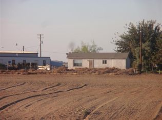 4221 Roxy Ln, Shafter, CA 93263