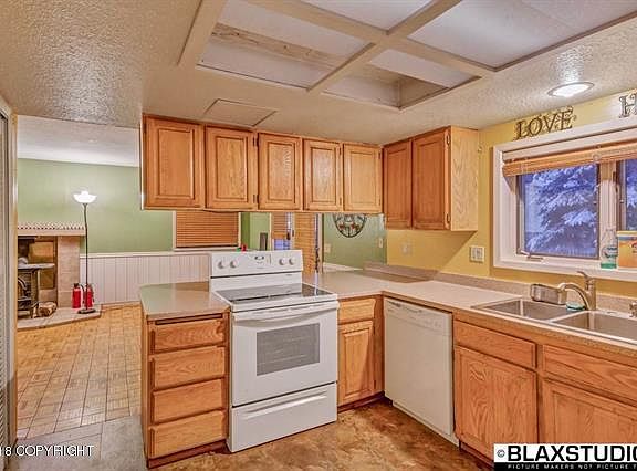 3rd image of 326 Le Ann Dr