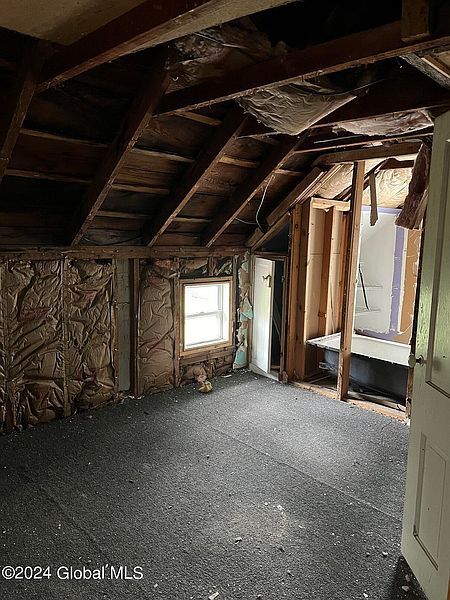 4th image of 43 Smith Street