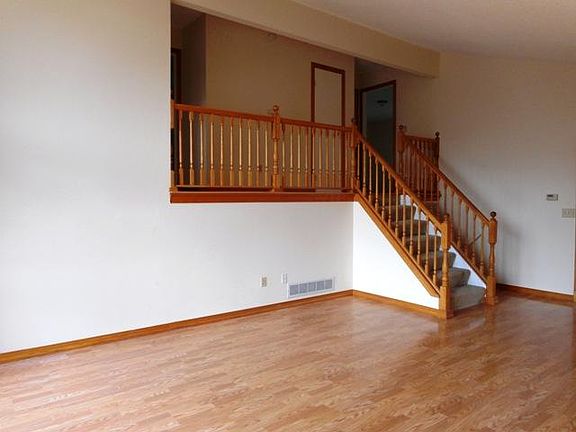 3rd image of 7636 16th St N
