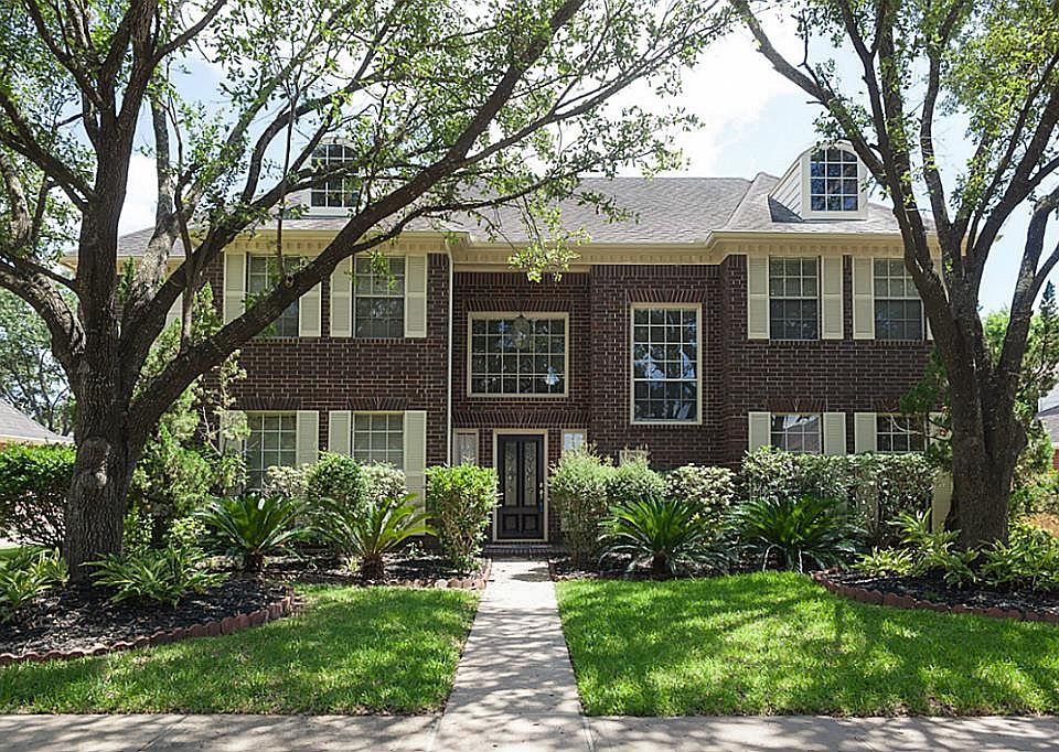 1st image of 1923 Plantation Bend Dr