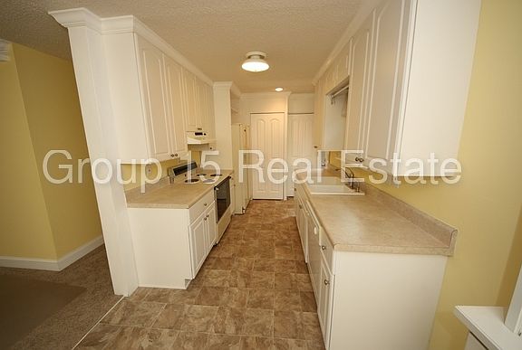 5th image of 2535 Plum St