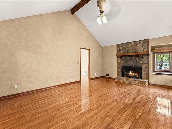 4th image of 735 Calhoun Rd