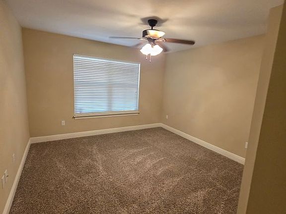 5th image of 410 Serene Ct