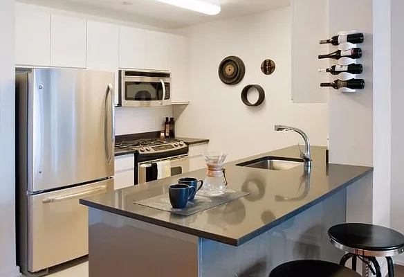 Rented by Bond New York | media 12