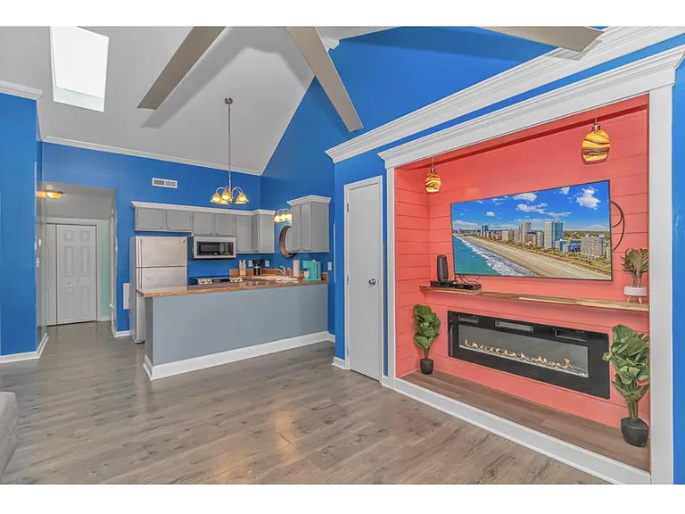 1881 Colony Dr #8O — Photo 3