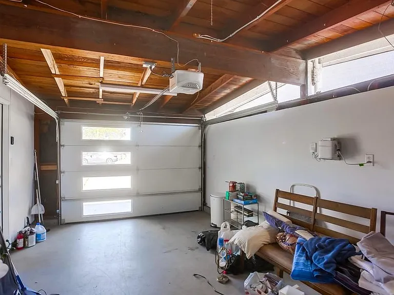 5013 Conrad Ave — Photo 46